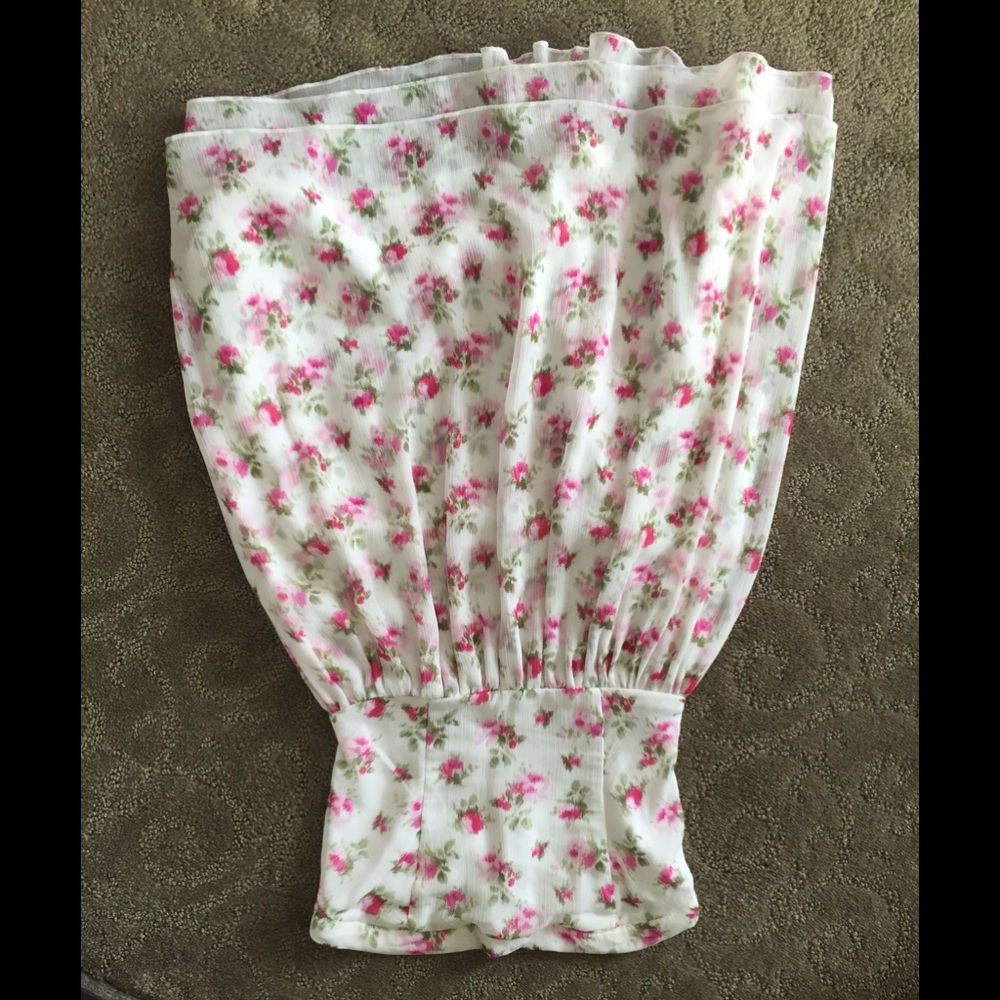 Flowery strapless dress